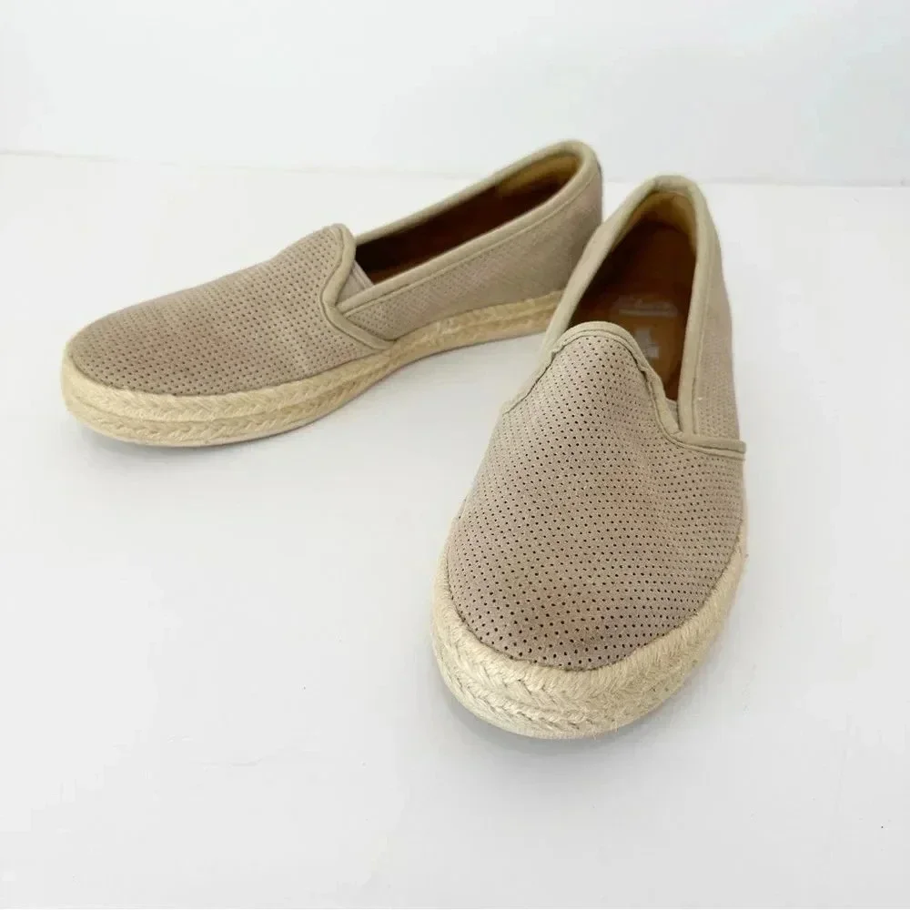 CLARKS Slip On Taupe Gray Espadrille‎ Perforated Casual Flats Size 6